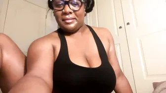 Spreadthatassssssssss free cam show 05-15-2026