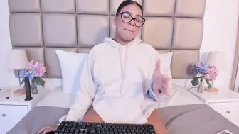 lilly_williamss xxx video - 05/15/2026
