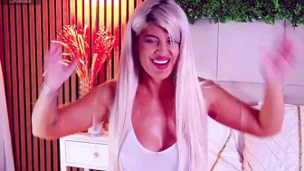 salmaroze tease chat cam porn