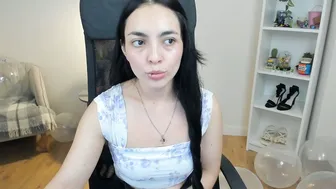 _bellaevans_ nude cam 15 May 2026