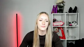 Evelynblond bigboobs - (05/15/2026)