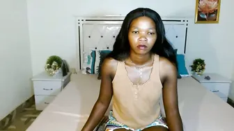 Rorennah submissive on cam