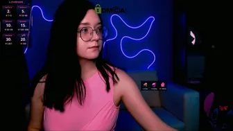 aria_glow sexy 16-May-2026