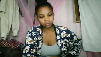 Kiarah_69 bigboobs (05-16-2026)