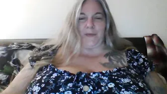 hippysnewhere bigtits - 05/16/2026
