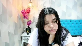 lindabreexlove chat sex 05/16/2026