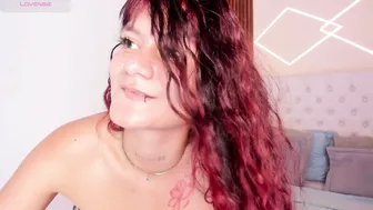 Miiaa_jones on webcam porn chat