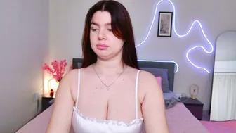 Moneyforpeaches chat cam sex 16 May 2026