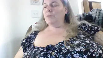 hippysnewhere cum hot live cam video