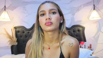 Stephani_sweet nude sex chat