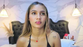 Stephani_sweet nude sex chat