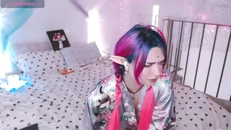 lina2d_tyan webcam video (05-17-2026)
