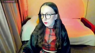Happystephanie posing on webcam - 05/17/2026