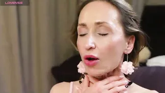 ladyemelymoon nude cam 18-May-2026