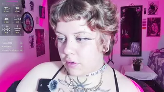 kenziesharik cam sex chat 18 May 2026