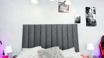 kendra_london fuckmachine cam sex porn