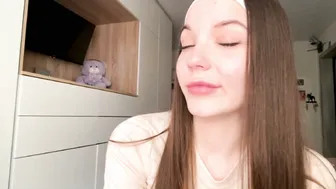 Velvastedronsky (05/18/2026)