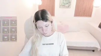 laukyubey anal on live cam