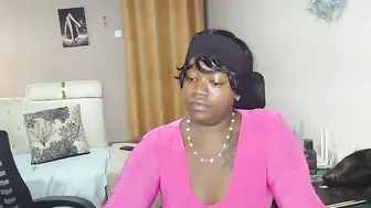 Preetycookie posing on webcam (07/12/2025)
