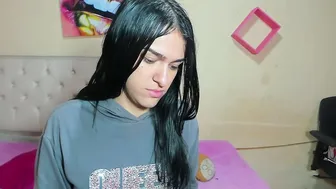 Vivianalatin lovense cam girl
