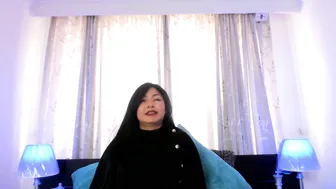 victoria_kim_lee on live cam 05/18/2026