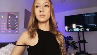 Im_eli1 on live cam 05/19/2026