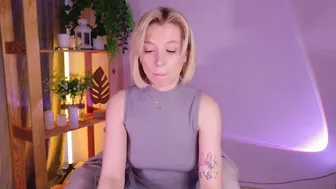 Balerinacappuccino_ on cam (05/19/2026)