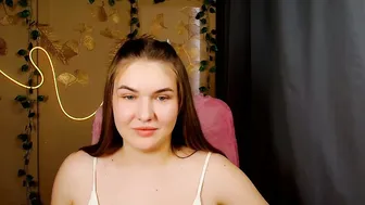 Mia_lemm nude video chat 05-19-2026