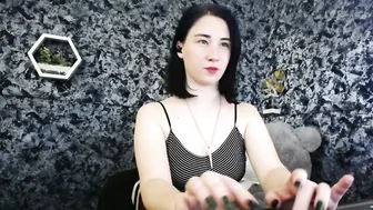 Moon_foxy_ sex chat (05-19-2026)