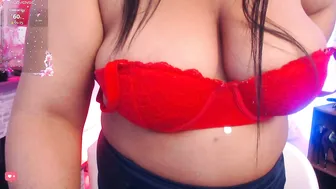 Keylathomson posing on webcam (05-19-2026)