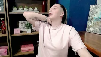 lucky_barbie amateur cam show (05/19/2026)