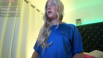 Bellaroge chat porn - 05/20/2026