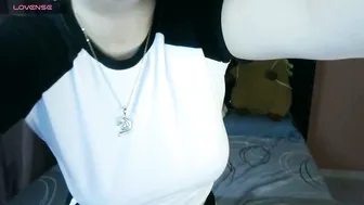 Bellatrix_colen posing on cam (05/21/2026)