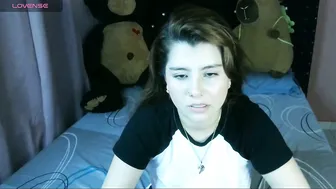 Bellatrix_colen posing on cam (05/21/2026)
