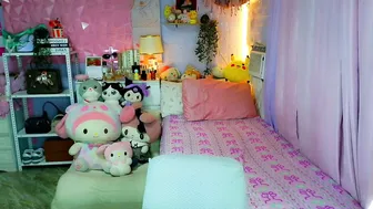 Yang_audreylone cam porn - (05-21-2026)