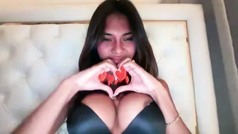 keziakinlley recorded nude video 984375