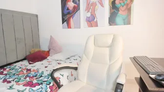 Yary_cute sex porn cam (05-22-2026)