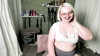 Evanharlowe femdom cam girl
