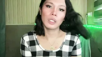 asianflirty_maicaxx milk posing on cam