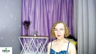 queen_a_n_i nude cam 23-May-26