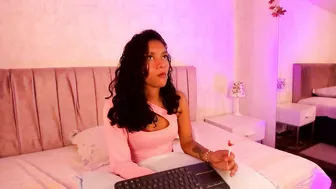 nikii_rosse (05/23/2026)