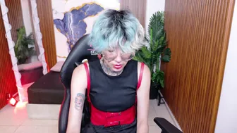 Lyra_tay horny amateur (05-24-2026)