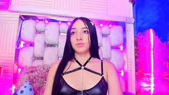 Emmateylor live cam show 24-May-26