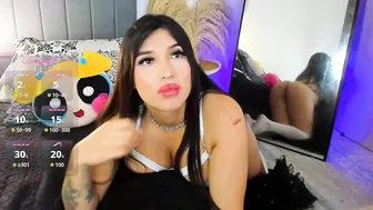 hollyprincess_2 horny amateur 05/24/2026