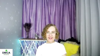 queen_a_n_i recorded nude video 989270