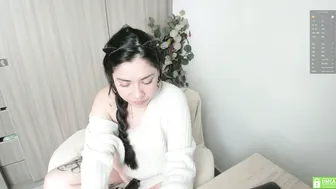 Lauryn_chills sex chat cam 05/24/2026