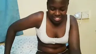 brown_bebes cam nude 13-Jul-25