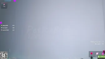 Petitebrat feet camvideo