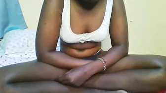 Brown_bebes ride live on cam