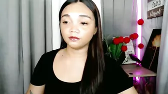 holy_shine findom webcam show